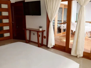 Galapagos Coliving Ecuador Casa Tuna