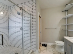 Well-appointed Pittsburgh Home: 1 Mi to Dtwn!