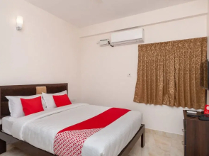 OYO 24641 Tulip Residence