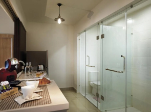 Arch Plus Studio at Trefoil Setia City