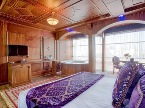 Seven Hills Hotel - Special Class