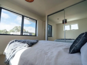 The Edge at Gilberton - Wifi - Nespresso - City Fringe