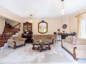 Villa Armeni by Corfuescapes