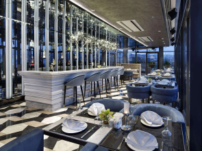 DoubleTree by Hilton Hotel Istanbul - Piyalepasa