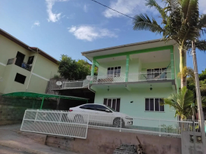 Casa aconchegante em estilo rústico
