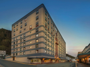 Baranof Hotel, Best Western Signature Collection