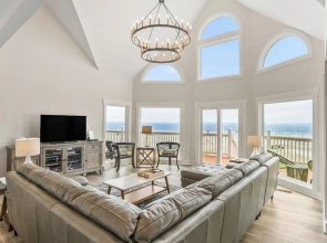 805 Marlin Dr