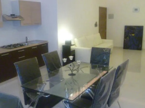 3 Bedroom Luxury Apartment