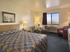 Travelodge Hudsonville