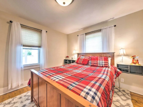 'lucky Dawg' Pet-friendly Abode Near St Louis!