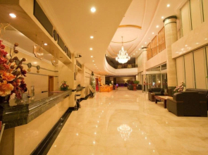 Red Forest Hotel Hepu