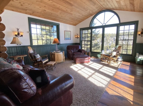 Bootjack Lake 4 Bedroom Lodge