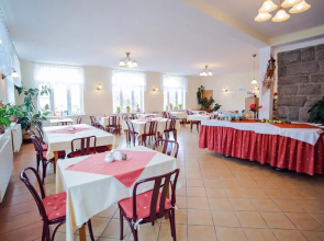 Pera A Sudeta W By Stay Inn Hotels