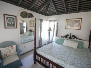 Yellow Canary Beach Villa
