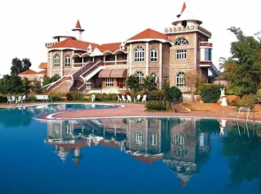 Celebrity Club & Resort