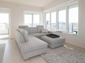 Serene Apartment With Mountain View