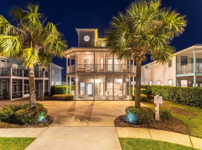 Coastal Fantasea by Destin Getaways