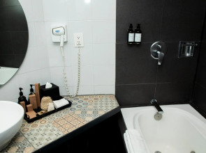 Hotel B Urban Xaman by Fontán Reforma