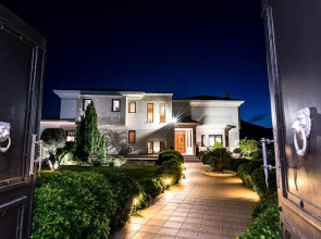 East Coast Mansion by Unique Villas Collection