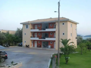 Dimosthenis Apartments