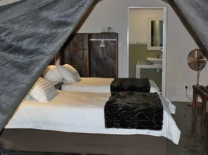 Uukwaluudhi Safari Lodge
