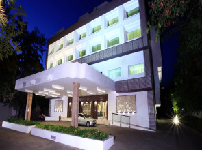 Hotel Abu Palace - Chennai