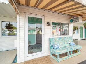 Ocean Glass Inn