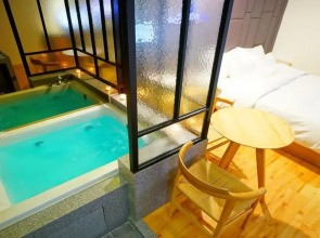 Jays Hotel