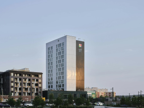 Alt Hotel Calgary University District