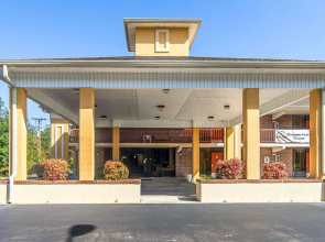 Quality Inn West