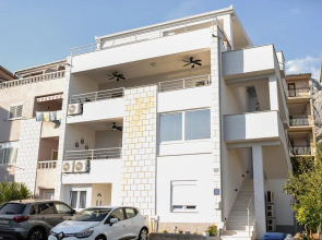 Awesome Apartment in Makarska With Wifi and 1 Bedrooms