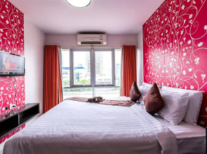 Palette Bella B All Suites Bangkok Hotel