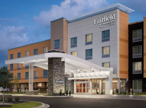 Fairfield Inn  Suites Cleveland Tiedeman Road