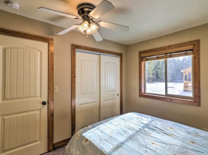 Columbia Falls Private Retreat: Pool Table & Deck!