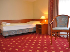 Winter Garden Hotel - Bergamo Airport