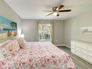 3 Mi to Rainbow Springs: Home w/ Yard in Dunnellon
