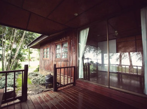 Haad Mook Kaew Resort