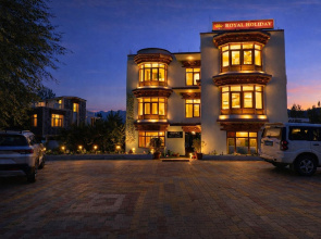 Royal Holiday Leh