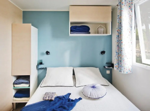 Spacious 6-person Chalet in Antwerp