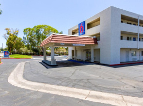 Motel 6 Tempe, AZ Phoenix Airport Priest Dr