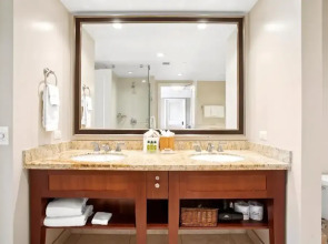 Honua Kai 2 Free Rental Cars KBM Resorts Modern Beachfront Studio At Honua Kai Resort 2 Units, 4 Bedrooms HK Ml-1853