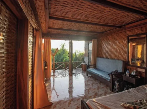 Sampan Beach Resort Saintmartin