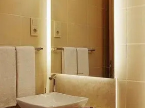 Maproom Boutique Hotel