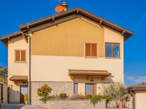 La Baia in Bellagio with 1 bedrooms and 1 bathrooms