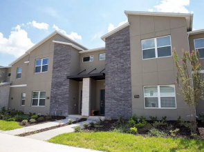 396 - 4bd/3ba Luxurious Homechampions Gate Resort