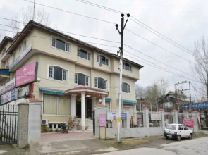 OYO 4642 Hotel Nishat View