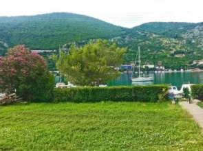 Apartments and Rooms King