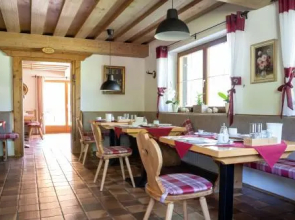 Hotel & Chalets Lampllehen