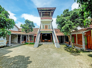 OYO 3355 Homestay Syariah Asyuban
