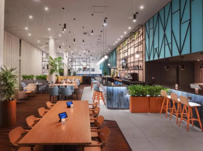 Courtyard by Marriott London Gatwick Airport